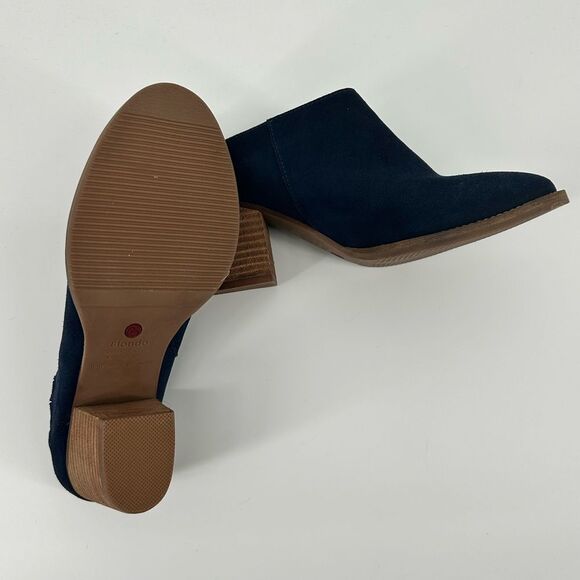 Women’s Blondo Norwich Navy Waterproof Suede Leather Clogs Mules Size 8.5 M EUC - Picture 6 of 8